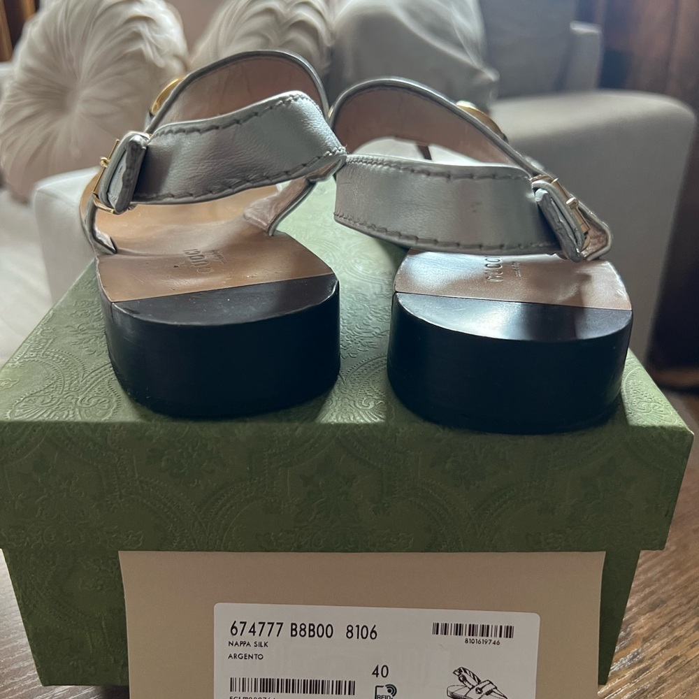 Gucci Women’s sandals with Horsebit - Picture 5 of 13